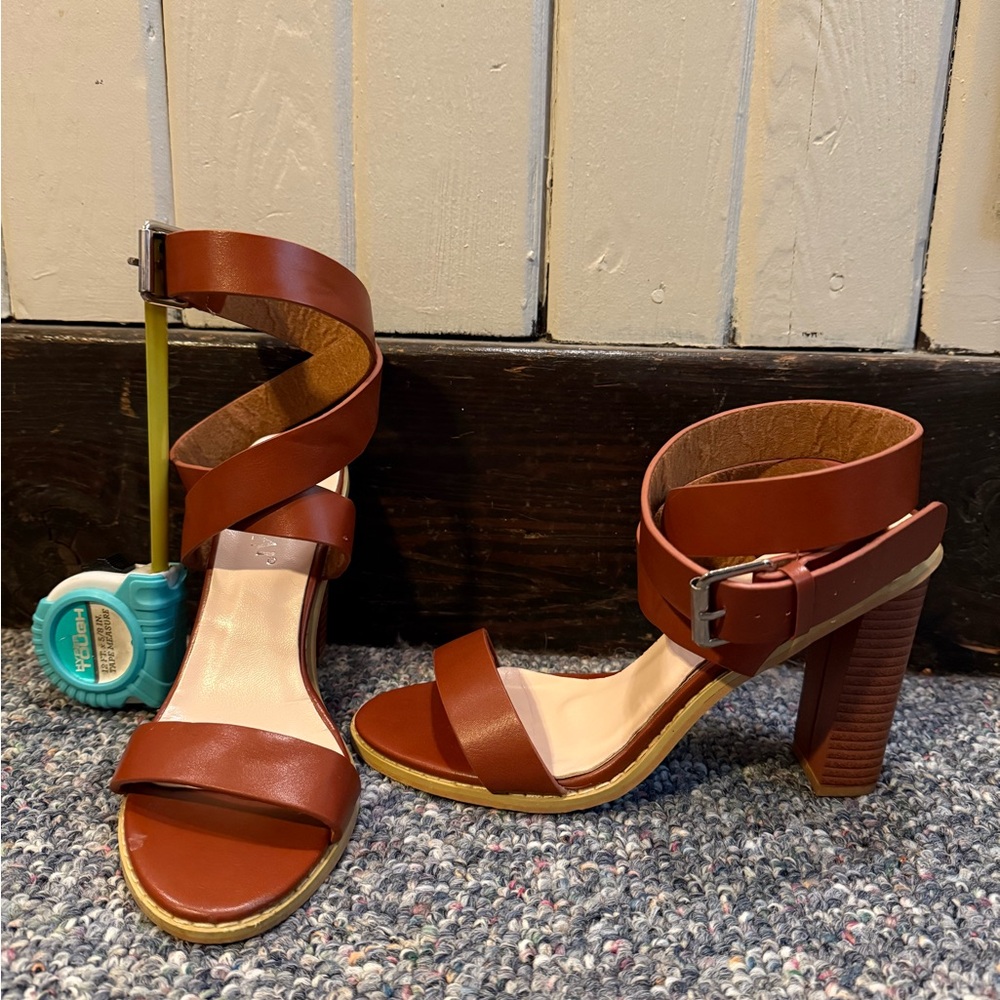 LALA IKAI Brown Strappy Heels - Picture 5 of 6